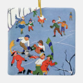 ヴィンテージクリスマス、湖の子ども氷のスケートで滑る セラミックオーナメント (正面)