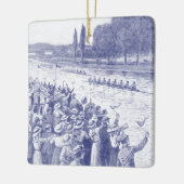 ヴィンテージクルーの漕ぎ手が多くの観客を青く引っ張る セラミックオーナメント (左)