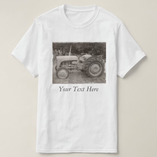 ヴィンテージグレーマッシーファージェジストトラクター写真 Tシャツ (デザイン正面)