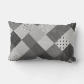 ヴィンテージコテージコア黒白パッチワーク ランバークッション (裏面)