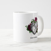 ヴィンテージゴシック様式のブルゴーニュフローラハート ジャンボコーヒーマグカップ (正面右)