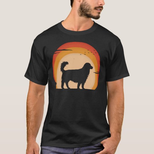 ヴィンテージゴールデンレトリバーサンセット Tシャツ (正面)