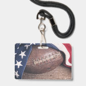 ヴィンテージサッカーと国旗 バッジ (正面（ネックストラップ付）)