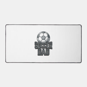 ヴィンテージサッカーダッドボールド彫刻Tシャツデザイン1 デスクマット