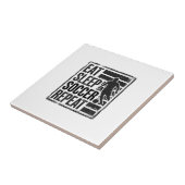 ヴィンテージサッカー選手Tシャツデザイン Eat Sleep Soccer Repeat タイル (側面)