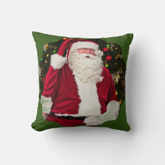 ヴィンテージサンタが木の下に。 クッション (正面)
