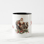 ヴィンテージサンタに乗る馬とクリスマスガーランド ツートーンマグカップ (中央)