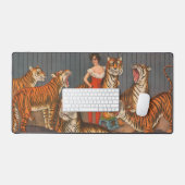 ヴィンテージサーカスのポスター6頭の虎を持つ女性。 デスクマット (キーボード&マウス)