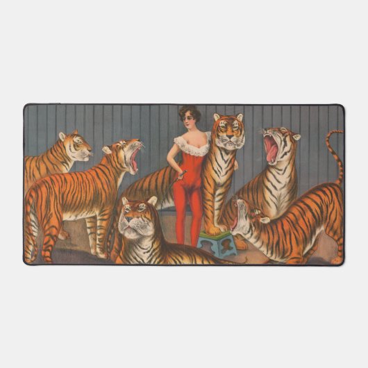 ヴィンテージサーカスのポスター6頭の虎を持つ女性。 デスクマット (正面)