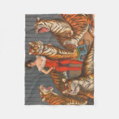 ヴィンテージサーカスのポスター6頭の虎を持つ女性。 フリースブランケット (正面)