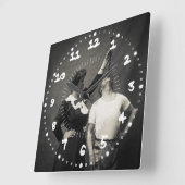 ヴィンテージサーカスサイドショーソードスワロワーフリーク スクエア壁時計 (傾斜)