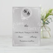 ヴィンテージシルバーとホワイト縁どア結婚ファッショ 案内状 (スタンド正面)