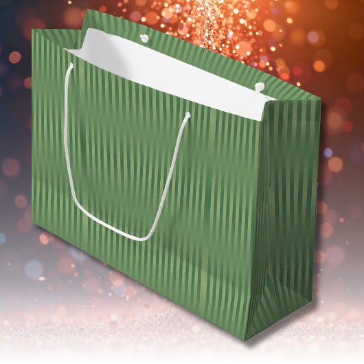 ヴィンテージシンプルオリーブセージ緑グラディエントストライプの ラージペーパーバッグ