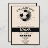 ヴィンテージシンプルレトロブラックサッカー誕生日 招待状 (正面/裏面)