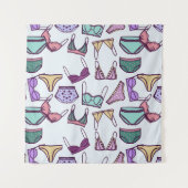 ヴィンテージシームレスなパターン下着：ブラスとパンティ タペストリー (正面)