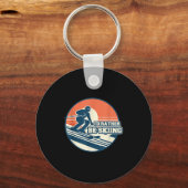 ヴィンテージスキーシルエットデザインとサンセットグレーディ キーホルダー (正面)