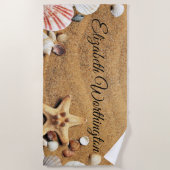 ヴィンテージスケッチのシーシェル・オン・サンド ビーチタオル (正面)