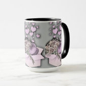 ヴィンテージスケッチのピンクのハートとバラのボックス マグカップ (正面右)