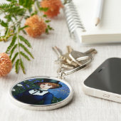 ヴィンテージスタイルかわいらしダークアカデミーガールポートレート キーホルダー (側面)