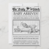 ヴィンテージスタイルの白黒新聞風ニュースレター 誕生のお知らせ 招待状 (正面)