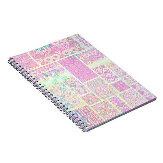 ヴィンテージスタイルピンク熱狂するキルトパターン緩和曲線 ノートブック (右側)