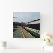 ヴィンテージスタイル列車 スクエア壁時計 (ホーム)