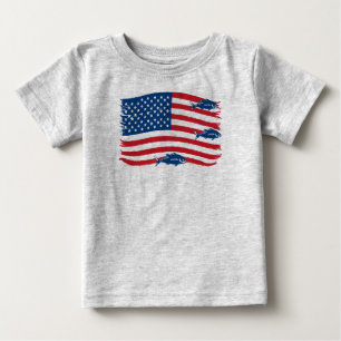ヴィンテージスタイル魚釣りアメリカンフラッグレッドブルー ベビーTシャツ