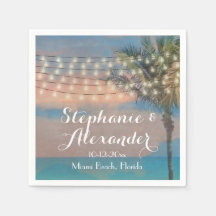 ヴィンテージストリングライツサンセットビーチ結婚式