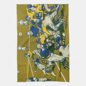 ヴィンテージスポーツサッカーゲーム，金ゴールド対ブルーチーム キッチンタオル (縦)