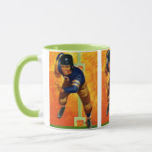ヴィンテージスポーツサッカー選手クォーターバックランニング マグカップ (左)