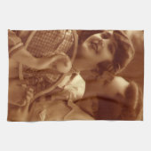 ヴィンテージスポーツテニス、愛とロマンス キッチンタオル (横)