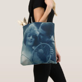 ヴィンテージスポーツテニス、愛とロマンス トートバッグ (クローズアップ)