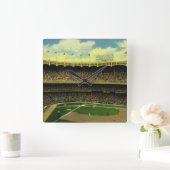 ヴィンテージスポーツ野球場と群衆 スクエア壁時計 (ホーム)