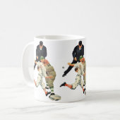 ヴィンテージスポーツ野球選手セーフアットホームプレート コーヒーマグカップ (正面左)