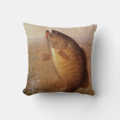 ヴィンテージスポーツ魚釣りラージムウスブラウンバスフィッシュ クッション (正面)