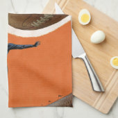 ヴィンテージスポーツ，サッカー選手がボールを蹴る キッチンタオル (四つ折り)