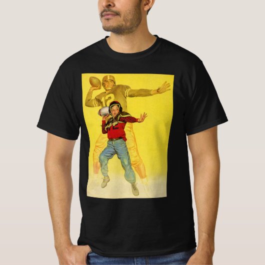 ヴィンテージスポーツ，将来のサッカークォーターバックとしての少年 Tシャツ (正面)