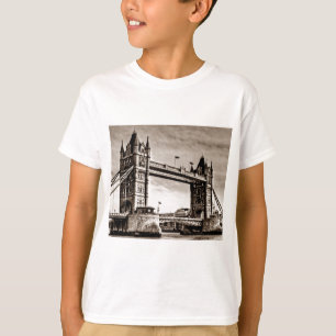 ヴィンテージセピアロンドンタワーブリッジ Tシャツ