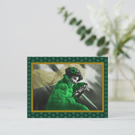 ヴィンテージセントパトリックの日グリーンガールin車 シーズンポストカード (スタンド正面)