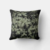 ヴィンテージセージグリーンとブラックフローラ クッション (裏面)