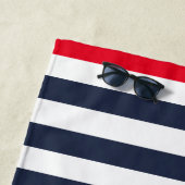 ヴィンテージセーラーネイビーブルーストライプレッドストライプの ビーチタオル (インサイチュ)