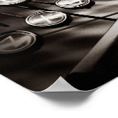 ヴィンテージタイプライターの鍵(白黒) ポスター (角)