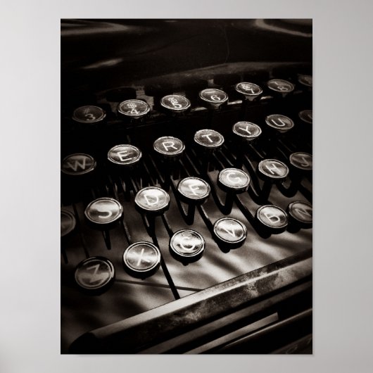 ヴィンテージタイプライターの鍵(白黒) ポスター (正面)