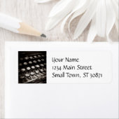 ヴィンテージタイプライターの鍵（白黒） ラベル (インサイチュ)