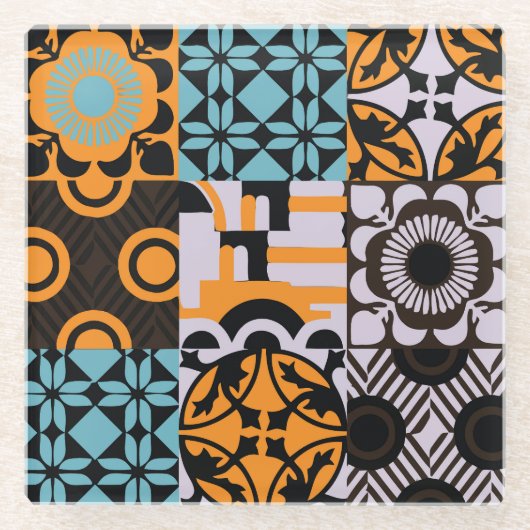 ヴィンテージタイル：複雑な装飾詳細。 ガラスコースター (正面)