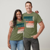 ヴィンテージダーツアロー投げダーツボードダーツ Tシャツ (ユニセックス)