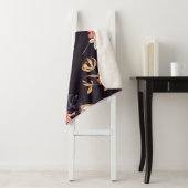 ヴィンテージチューリップ、濃い紫の背景 シェルパブランケット (インサイチュ)