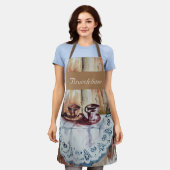 ヴィンテージティーカップ白レースリネンエプロン エプロン (着用した状態)