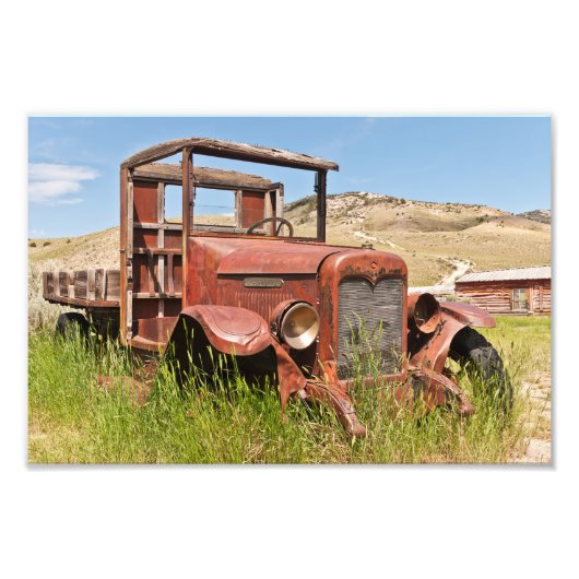 ヴィンテージトラックと木製ベッド – アンティーク フォトプリント            (正面)