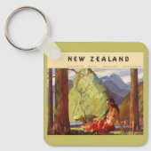 ヴィンテージトラベルニュージーランドランドスケープ先住民女性 キーホルダー (正面)